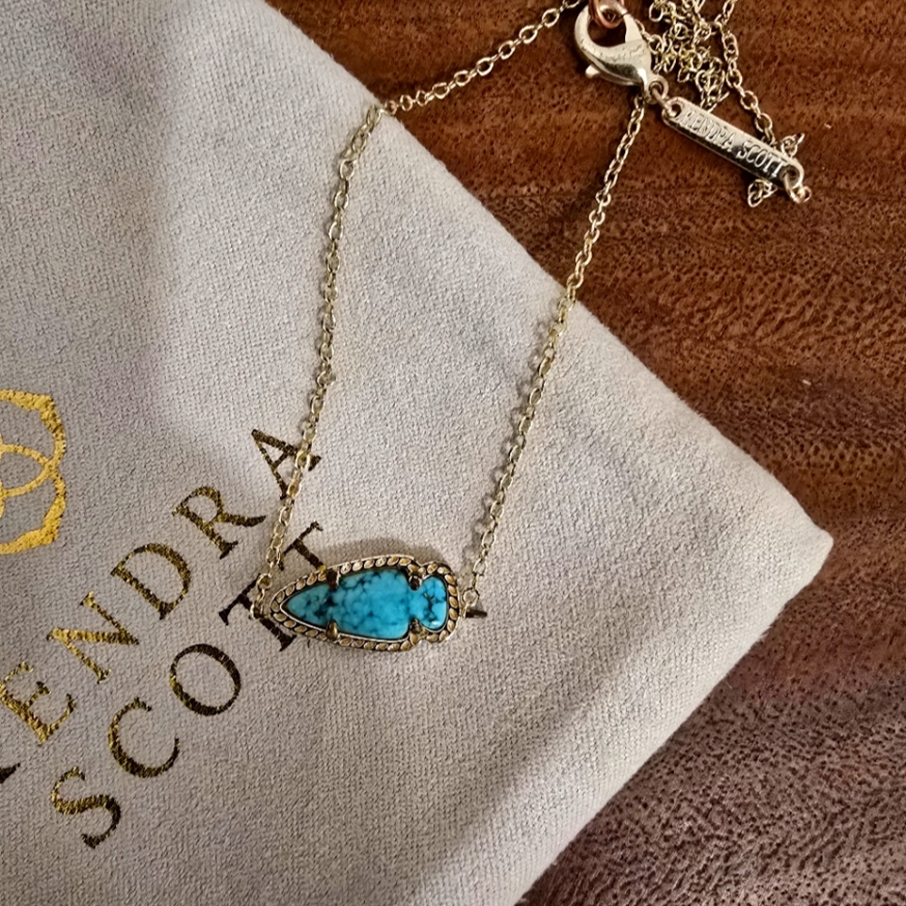*Rare* Kendra Scott Skylie Necklace Turquoise Gold